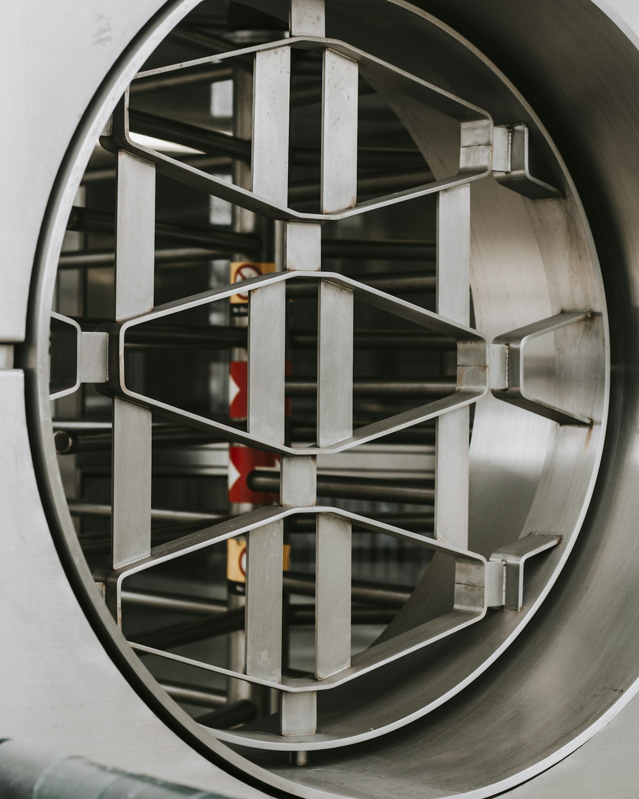 Câmara de autoclave usada para esterilizar instrumentais odontológicos